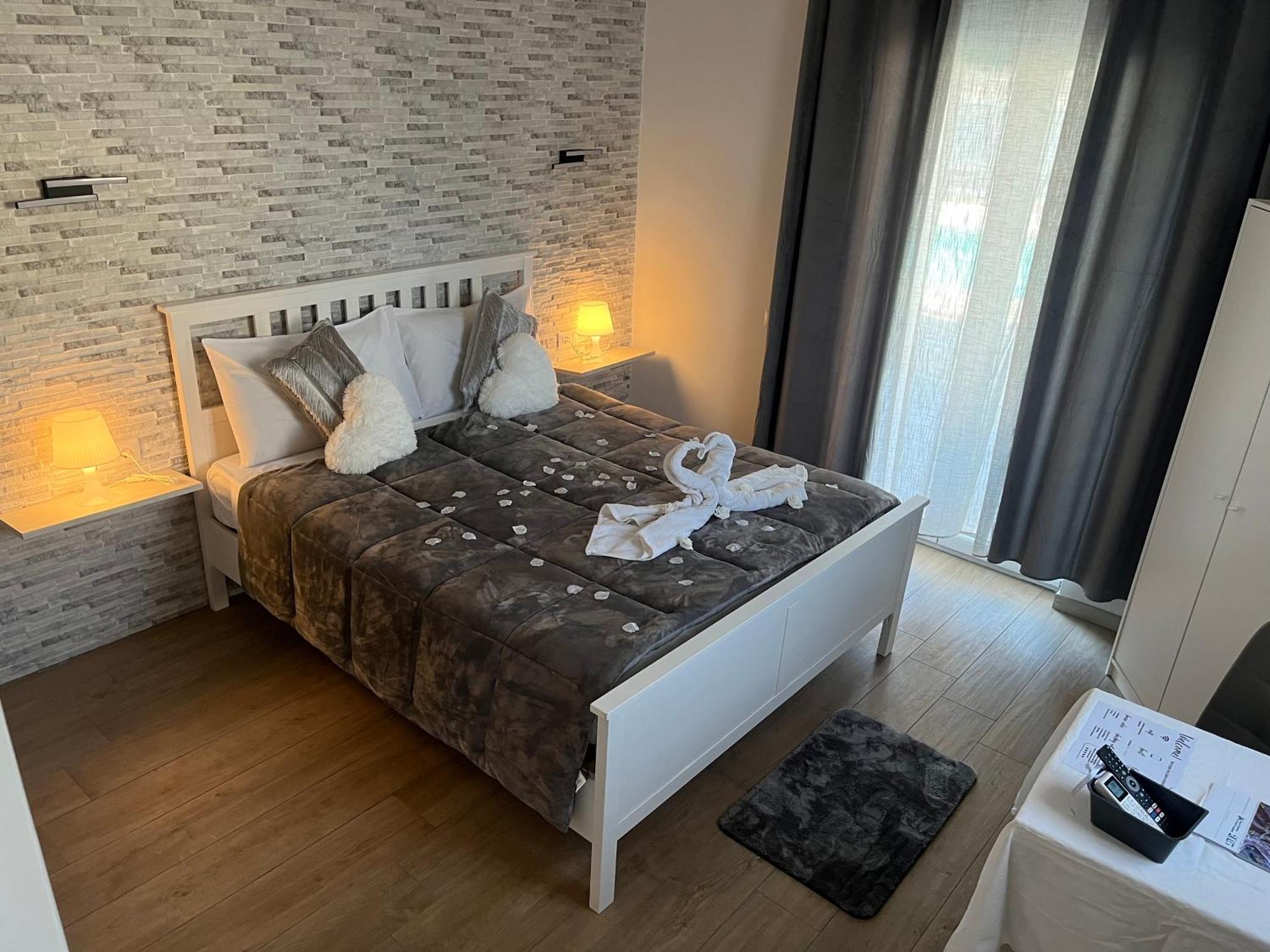 New House Hotel ฟิวมิชีโน ภายนอก รูปภาพ